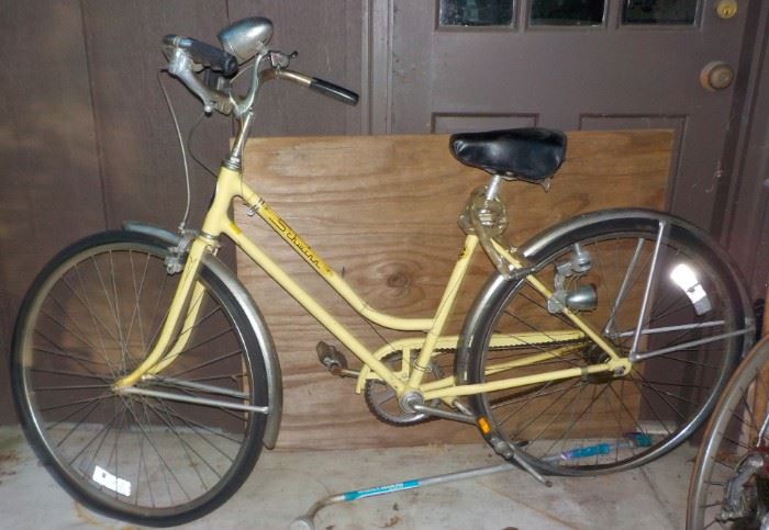 Yellow Schwinn Bike