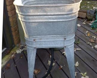 Vintage wash tub