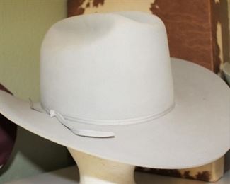 accessories resitol felt sterling beaver hat