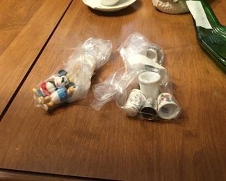 Mickey, Donald, thimbles