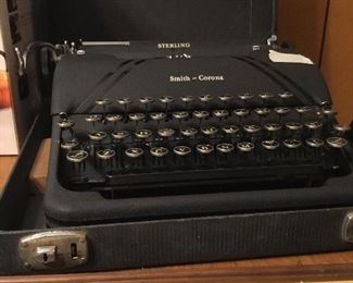 Vintage Smith-Corona typewriter in case