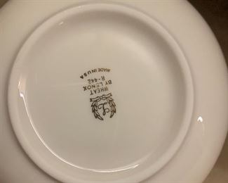Lenox Wheat Pattern 12 pc service