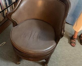 Vintage Kittinger Tub Chair $150