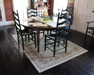 Large dining table with 3 leaves. Extends to 120 inches!