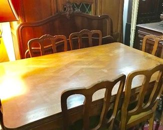 Country French dining suite