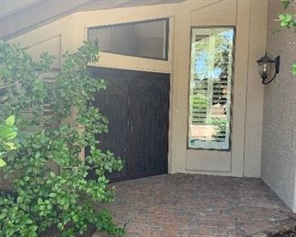 Entrance to the Estate Sale.