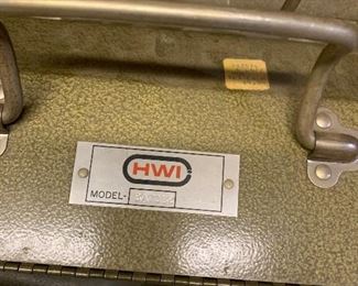 Vintage HWI double handle metal toolbox
