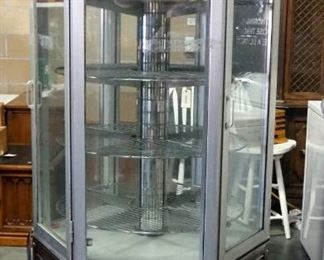 Traulsen Refrigerated Revolving Hexagon Pie/Display Case, 4 Wire Shelves, 76"H x 35"W, Powers On