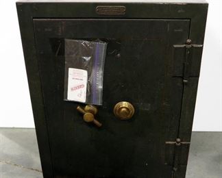 Antique S-cientist Safe Co. Safe, Model C, Combination Is Known, On Wheels, 25.75"H x 18.25"W x 17.25"D