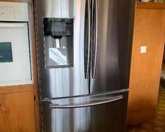 2017 Refrigerator-available for presale