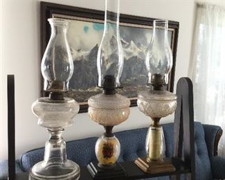 Antique oil lamps. Socony. Eagle