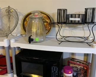 party serving pieces