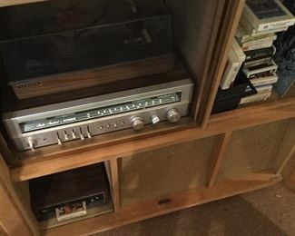 SHOWING INSIDE CABINET, THE SOUND SYSTEM IS BEING SOLD SEPARATELY,ALL WORKS GREAT, EVEN THE 8 TRACK PLAYER