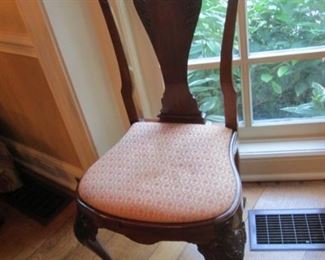 ONE OF 12 ANTIQUE GEORGIAN STYLE DINING CHAIRS W/ CLAW & BALL FEET 