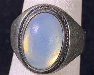 004 Sterling Moonstone Ring