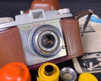 081 Kodak Pony 135 Camera