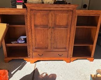 Ethan Allen Entertainment Center/Bookcases