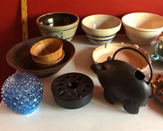 Roseville Bowls, McCoy Bowls, Iron Pig, Wood Bowl