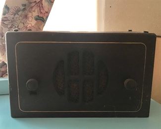 Old tube radio