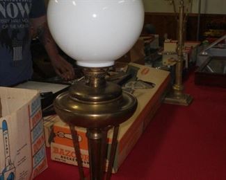 bronze based art Nouveau banquet oil lamp