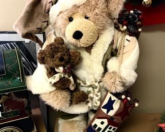 Christmas teddy bear 
