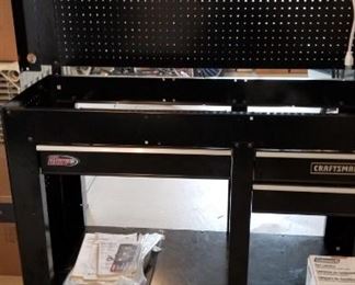 Like new Craftsman Work bench with light