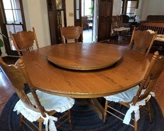 Lazy Susan Table & 8 Chairs