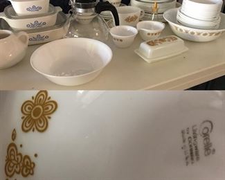 Vintage 70’s Set of Corelle Butterfly Gold