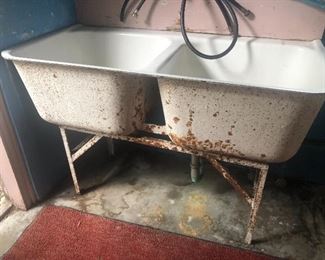 1950’s cast iron enameled sink