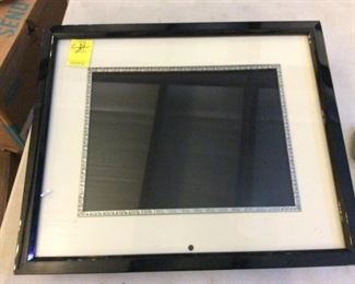 digital picture frame