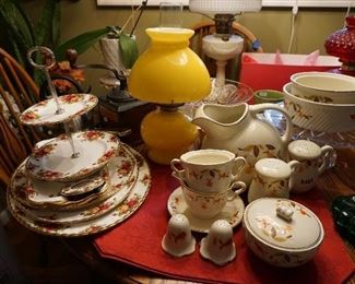 old country rose, Royal Albert, hall Jewel Tea Autumn Leaf