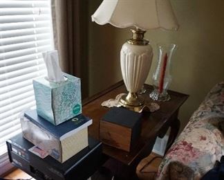 end table, lamp