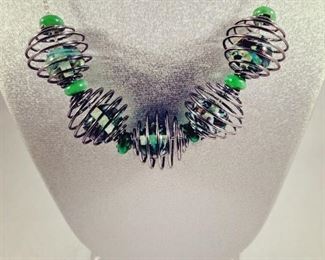 ARTISAN NECKLACE