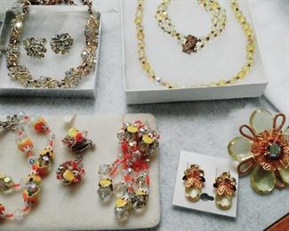FABULOUS JEWELERY SETS - GREAT HOLIDAY GIFT IDEAS!!!