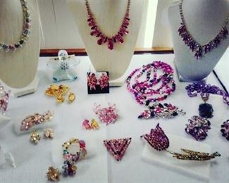 AMAZING ESTATE RHINESTONES