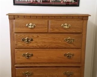 Thomasville chest of drawers