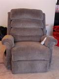 Pride electric lift chair - Like new!