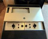Vintage portable ECG machine, Sanborn 500 VISO-Cardiette