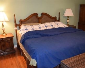 Thomasville King Size Bed