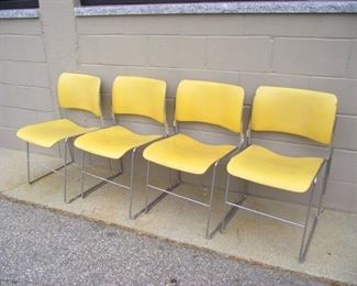 vintage yellow david rowland stacking 40-4 metal chairs