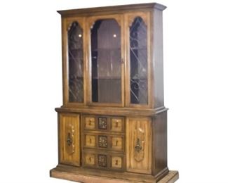 2. Bassett Furniture China Cabinet