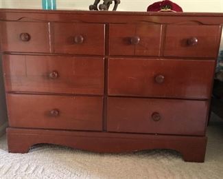 Dresser Matches Chest of Drawers