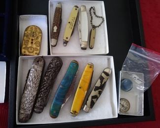 Various pocket knives