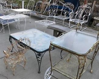 MORE WOODARD IRON FURNITURE, ONE OF THE BEST IRON MFG. IN THE STATES, HIGHLY COLLECTABLE, WE HAVE A HUGE COLLECTION OVER THE YEARS