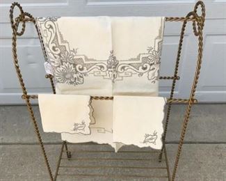 ITALIAN ROPE TOWEL OR QUILT RACK