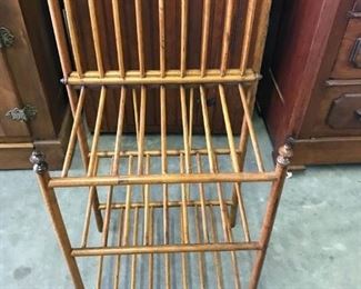 UNIQUE OAK MAGAZINE RACK, WITH GRASS TOPS , RARE FIND, ALL ORIGINAL $ 150.00