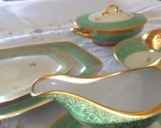 AND ANOTHER LARGE SERVING BOWLGRAVY BOAT WITH IT'S DISH UNDERNEATH, LRG AND MED PLATTERS, COVERED LARGE BOWL , AND ANOTHER LARGE BOWL FO SERVING