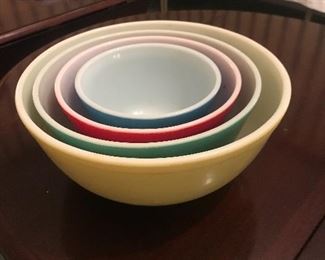 Pyrex original primary nesting mixing bowl set 1940’s not numbered. 