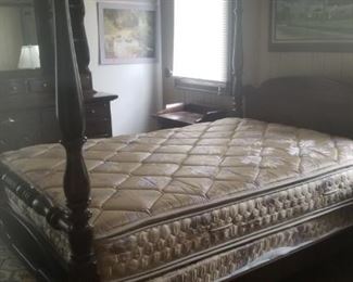 complete bedroom set $100 queen bed, dresser and 2 night stands