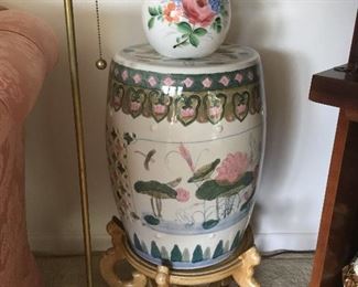 Oriental plant stand/stool 